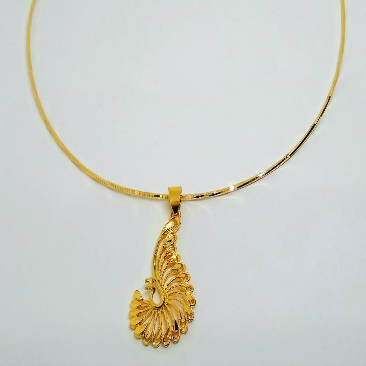 Kiềng cổ mạ vàng mặt chim công