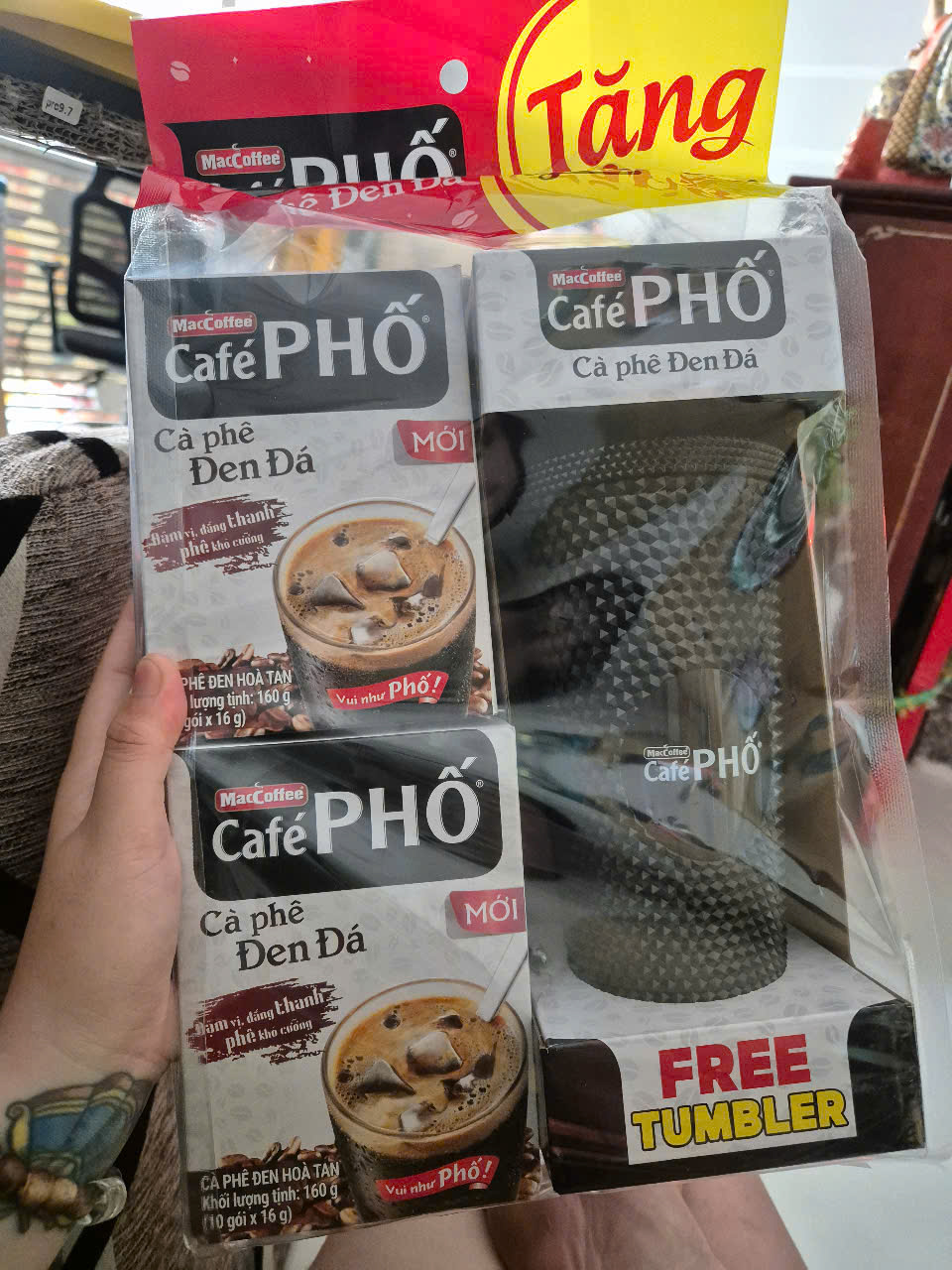 Mua 1 Tặng 1 Cà Phê Phố Đá - 1 bịch 2 hộp tặng kèm 1 ly kim cương