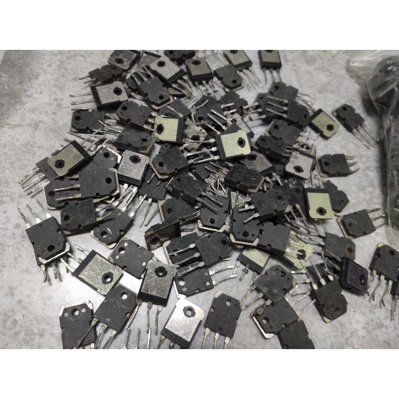 10 sò công suất_ d1047 + b817 tháo máy _ lưng bóng đẹp.