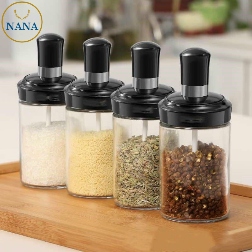 Trọn bộ 4 hũ thủy tinh gia vị 300gram tặng muỗng và nắp kín na-g040