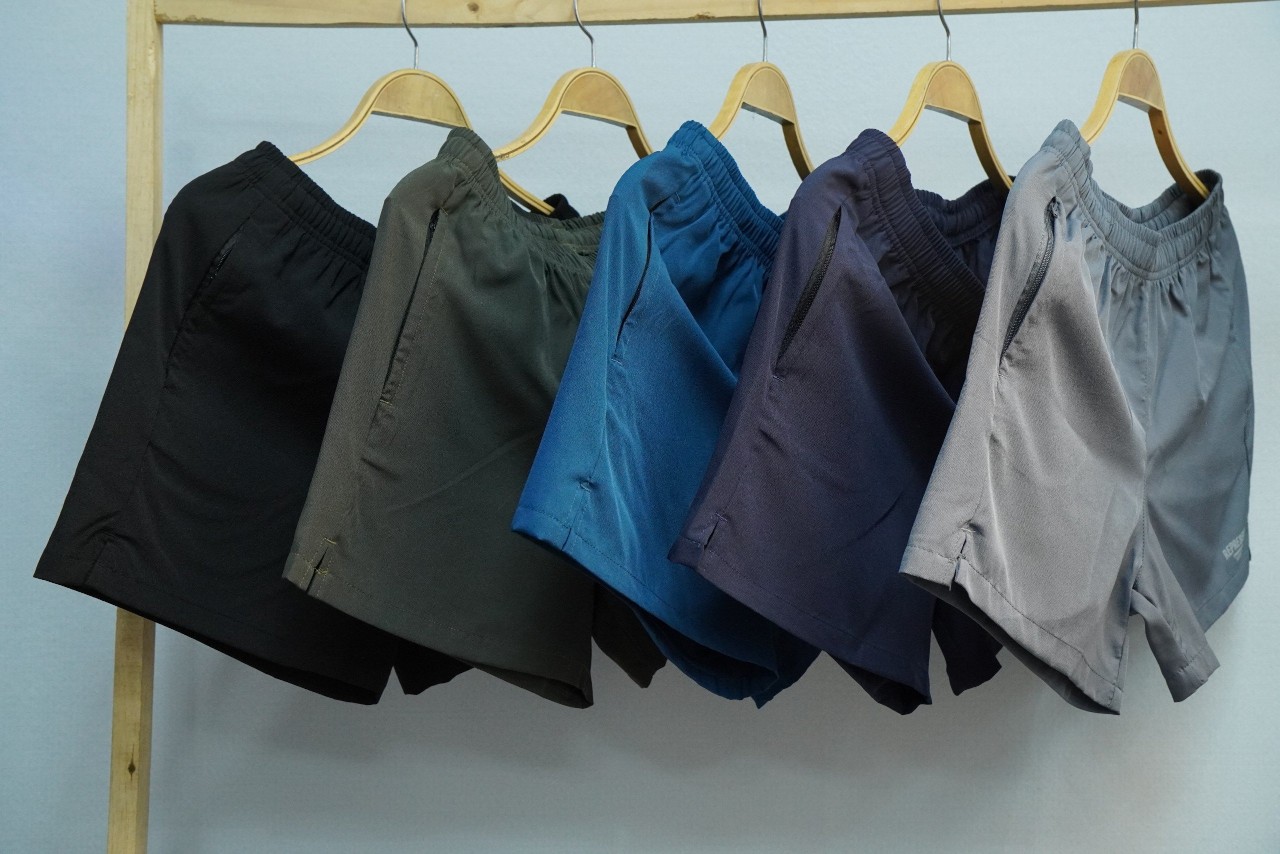 Quần đùi nam vải gió đẹp, quần short đùi thể thao cạp chun mềm mại. co giãn vận động thoải mái