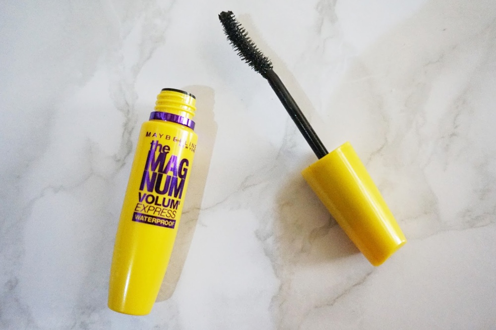 Mascara Maybelline Vàng Giúp Làm Dày, Dài Mi Cong Vuốt