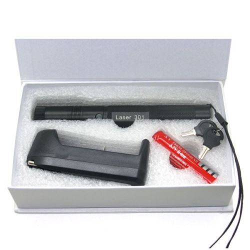 Đèn pin Laser 303 tia xanh