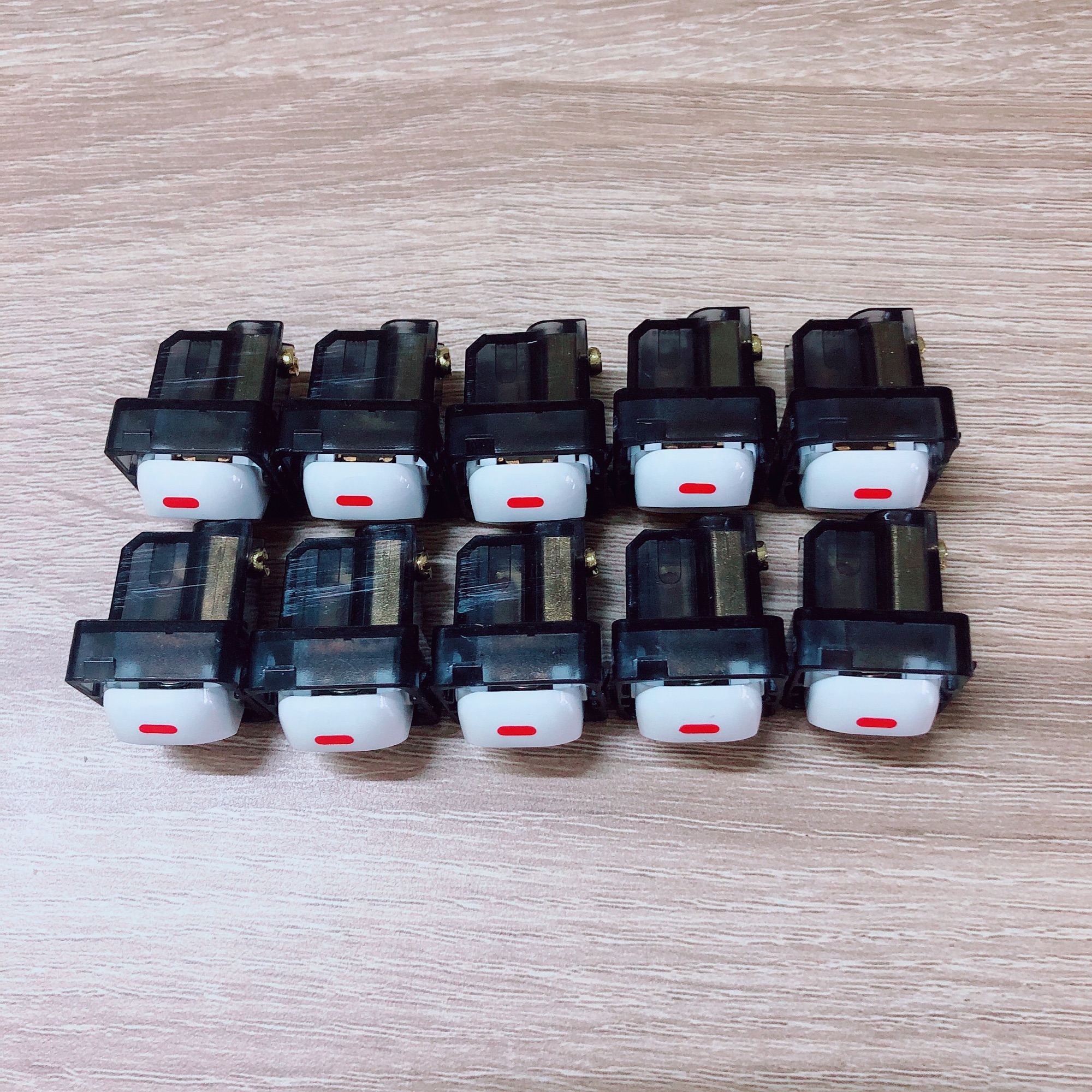 [HCM]Combo 10 hạt công tắc 1 chiều MPE