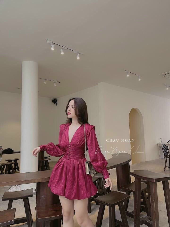 ĐẦM XÒE TAY PHỒNG CỔ V KHOÉT SÂU CHẤT VẢI TƠ XƯỚC MỀM MỊN FORM CHUẨN DÁNG XINH