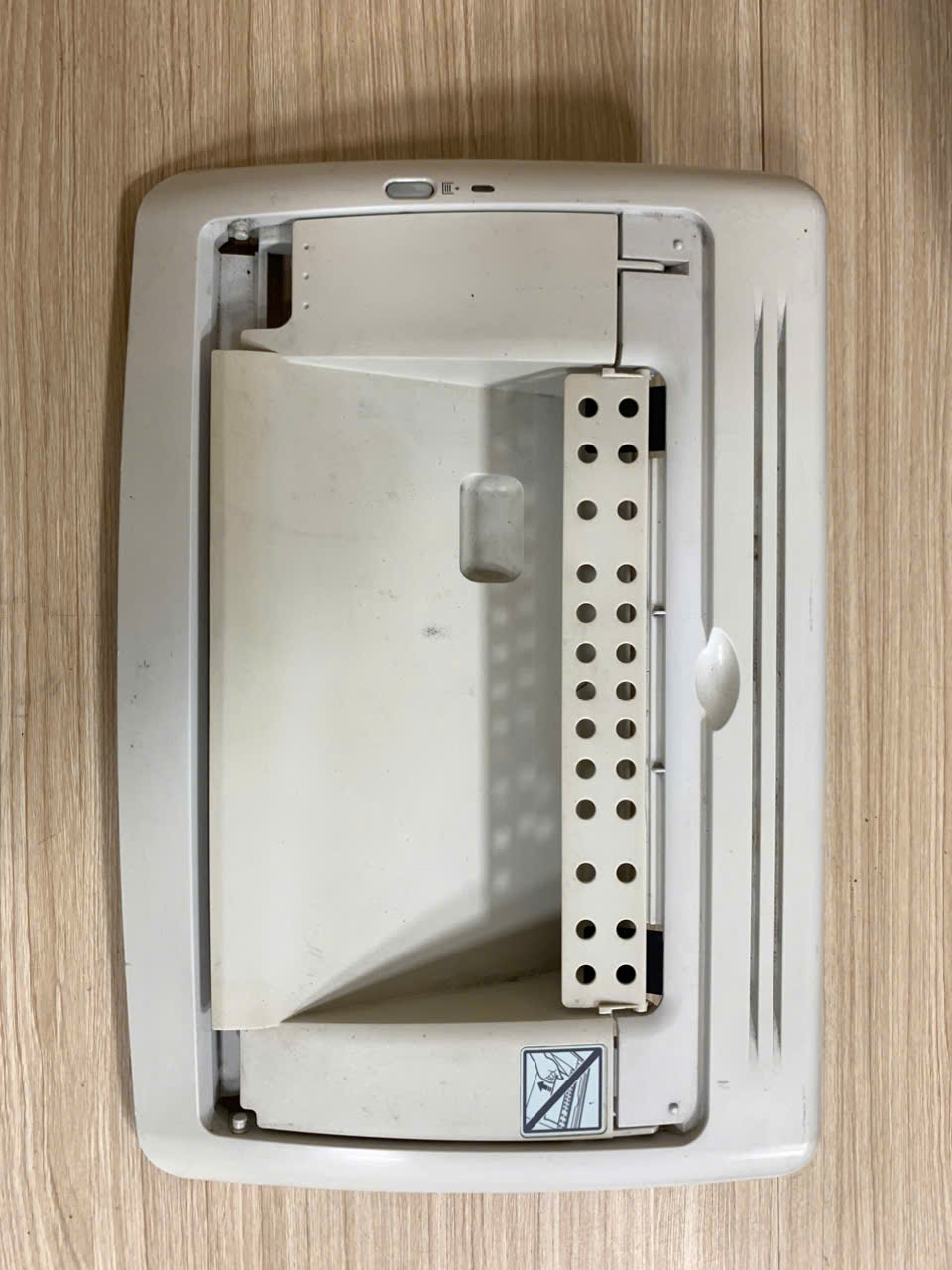 Vỏ máy in Canon 3050 và 3010B hàng tháo máy còn đẹp