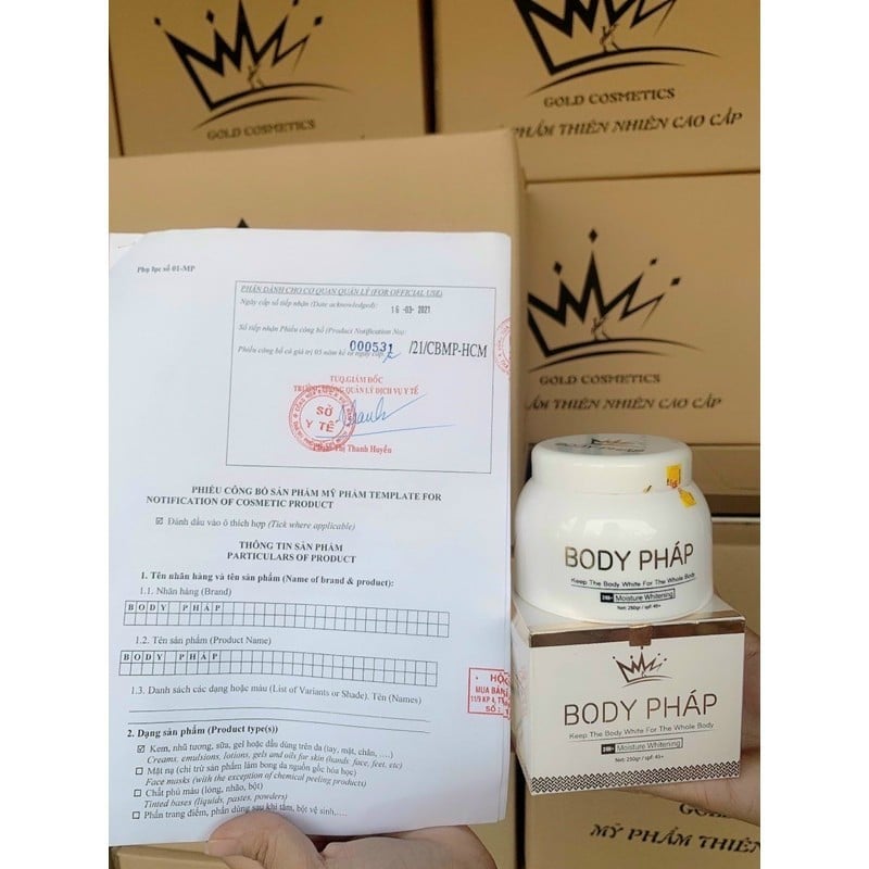 Kem body trắng pháp tặng kèm ủ trắng