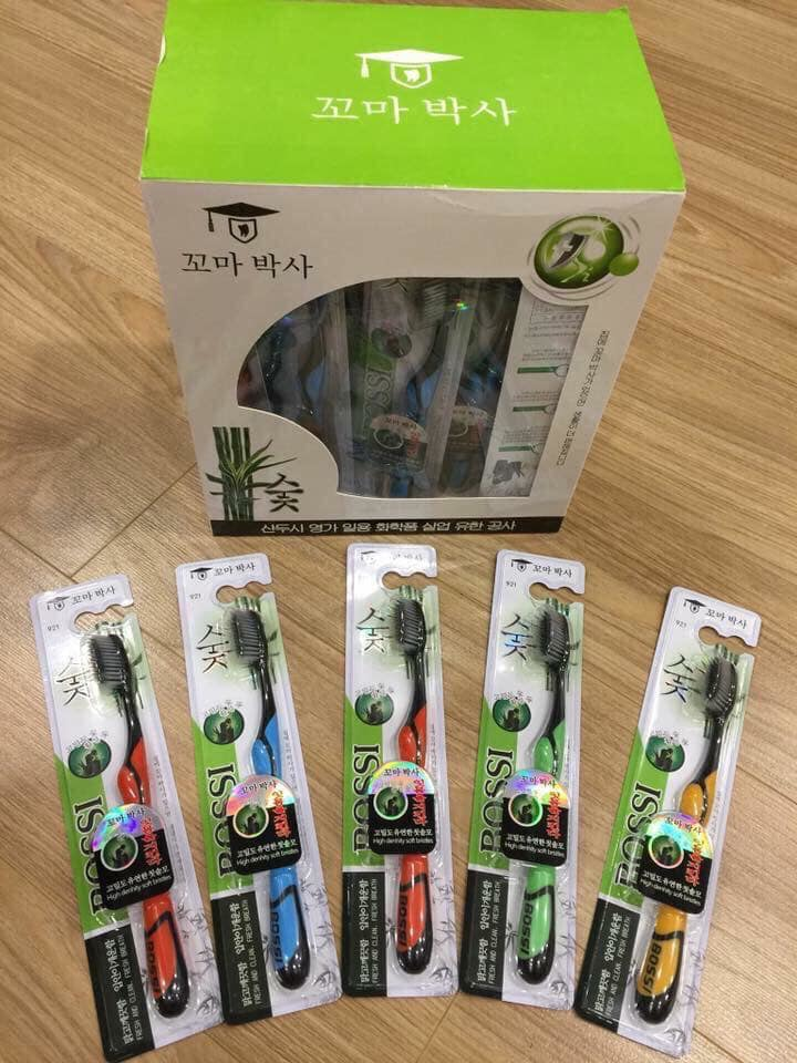 Hộp 30 cây bàn chải than tre bossi