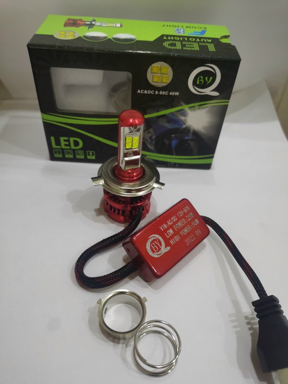 Đèn pha led F8 Chíp XHP 8 chíp led , công suất 50w sáng gom - chuẩn có chân đổi