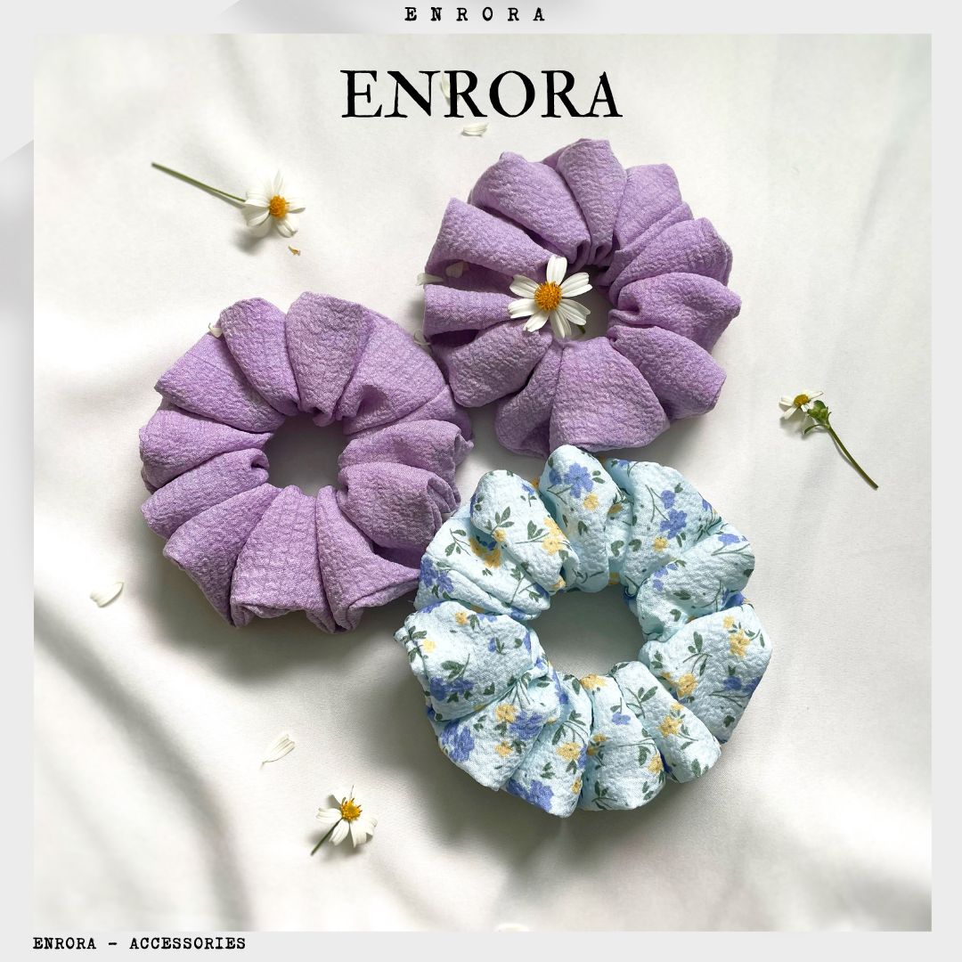 Scrunchies enrora cột tóc vải hoa tím nhí