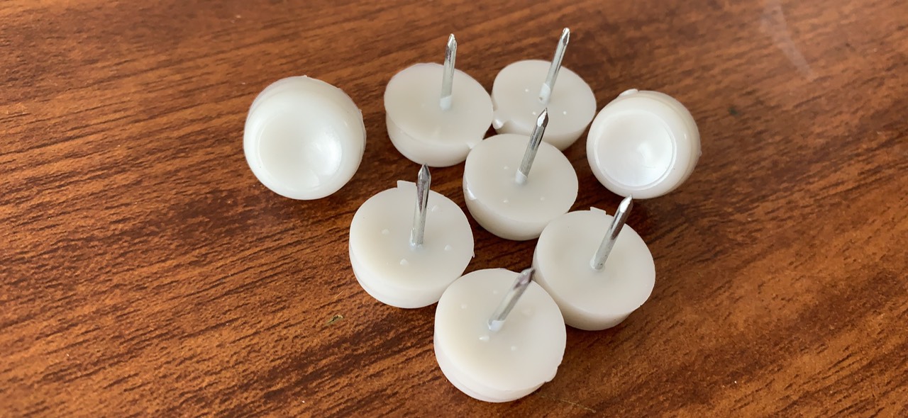 20 chiếc đinh nhựa, đinh gai, đinh chống xước