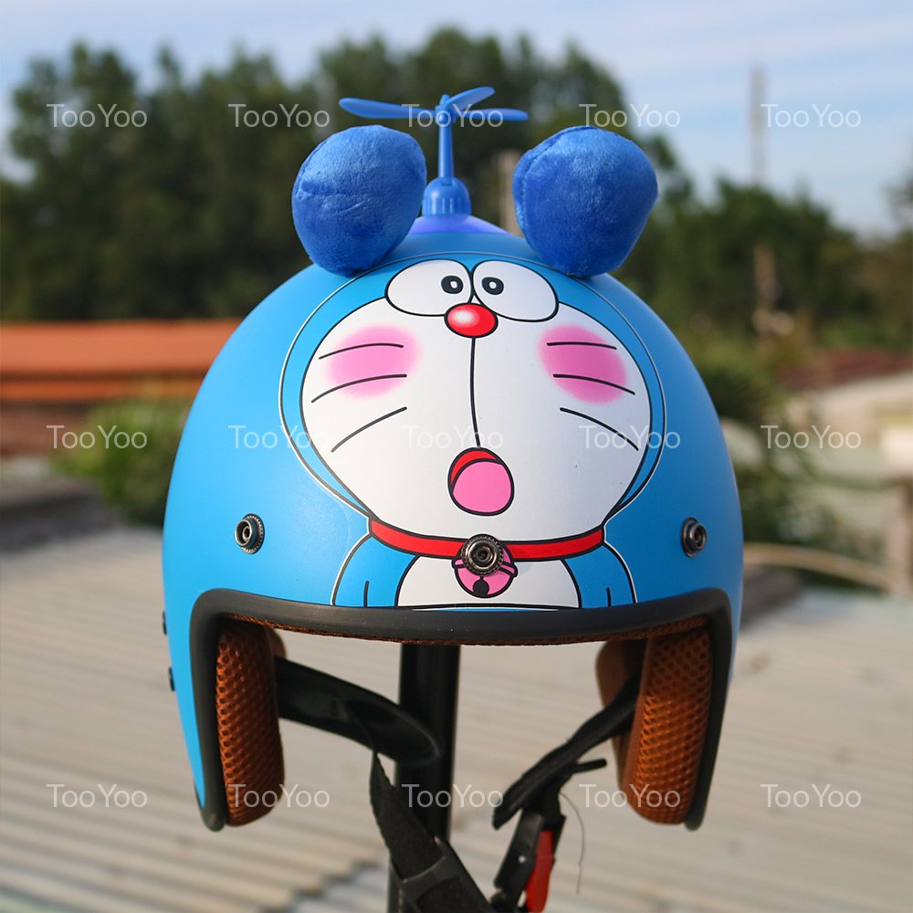 mũ bảo hiểm 3/4 pikachu doremon lót màu nâu . tặng kính hoặc lưỡi trai kèm theo.