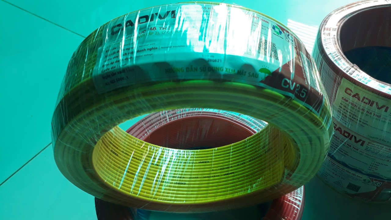 Dây cadivi cv 2.5 cuộn 100m