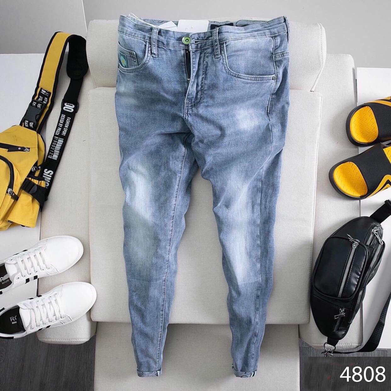 Quần Jean Nam Quần Bò Nam Màu Xanh Bạc Trơn Năng Động Dễ Phối Đồ Chất Jean Co Dãn Thoải Mái Vận Động Hàng Y Hình