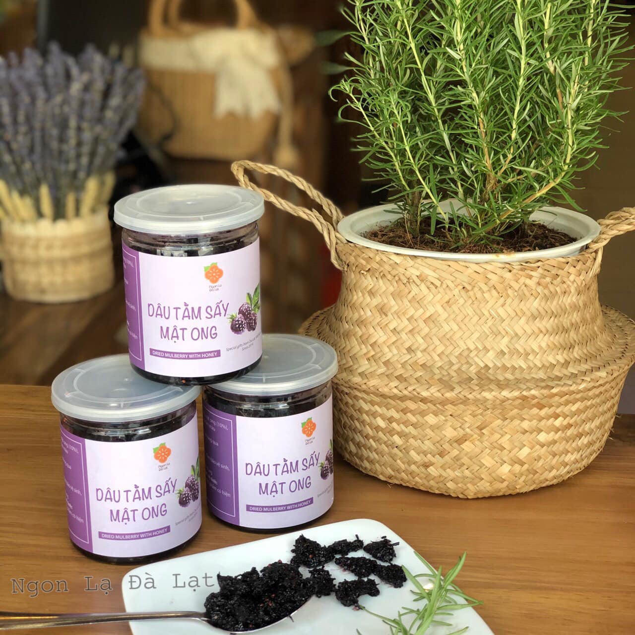 Dâu tằm sấy mật ong, làm mứt,  Đặc Sản Ngon Lạ Đà Lạt
