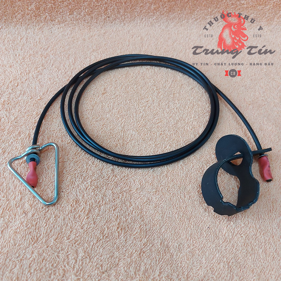 dây cột gà cao su cao cấp dài 1 mét 8 (TRE HOẶC NÒI điều sài được)(co giản - móc inox - chắc chắn)