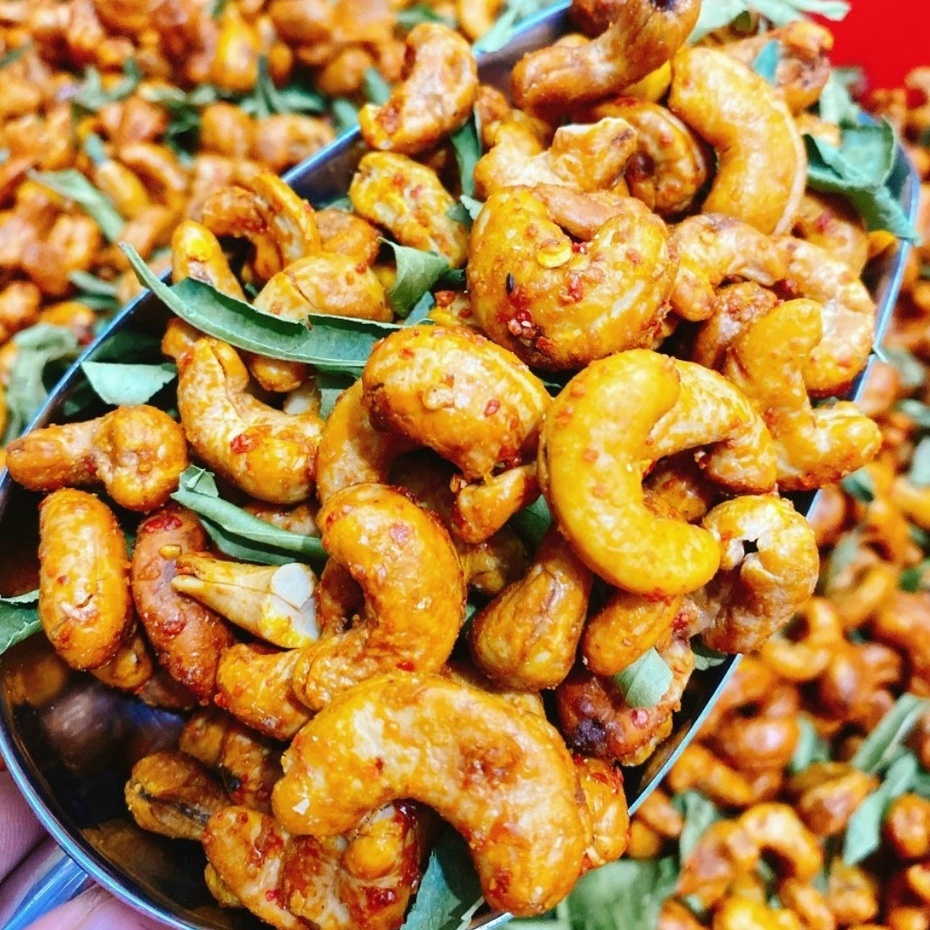1 KG- Điều sấy tỏi ớt lá chanh
