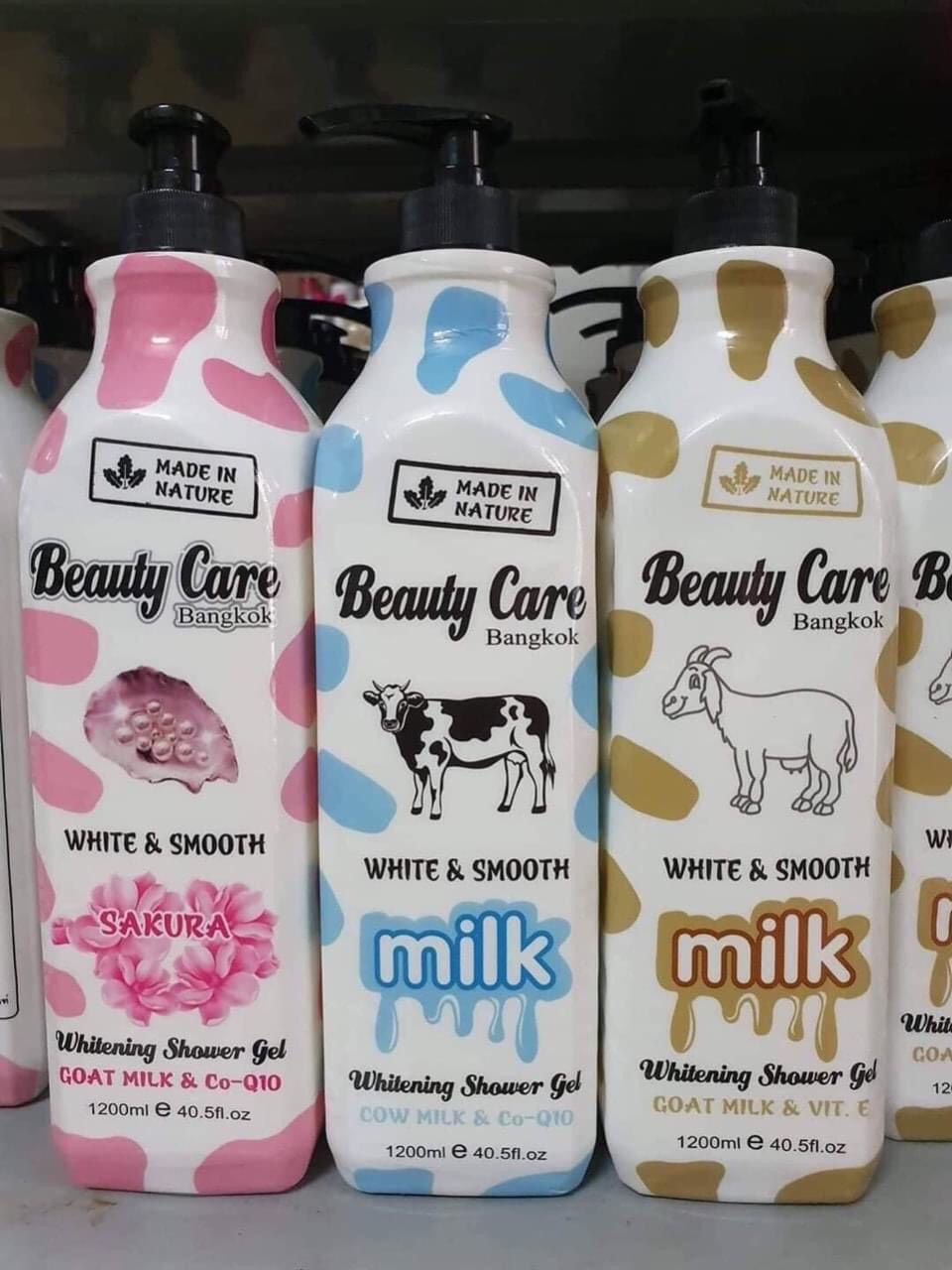 [HCM](Chai vuông) Sữa Tắm Beauty Care Bangkok White & Smooth Milk 1200ml