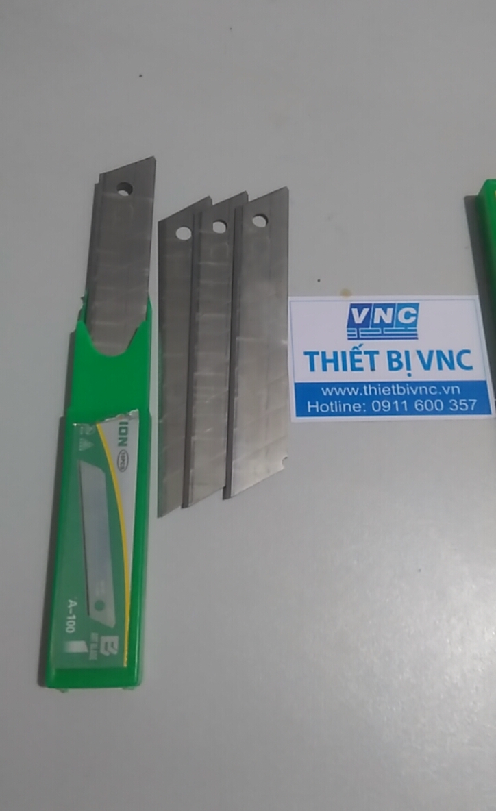 Hộp 10 lưỡi dao rọc giấy lớn Berrylion