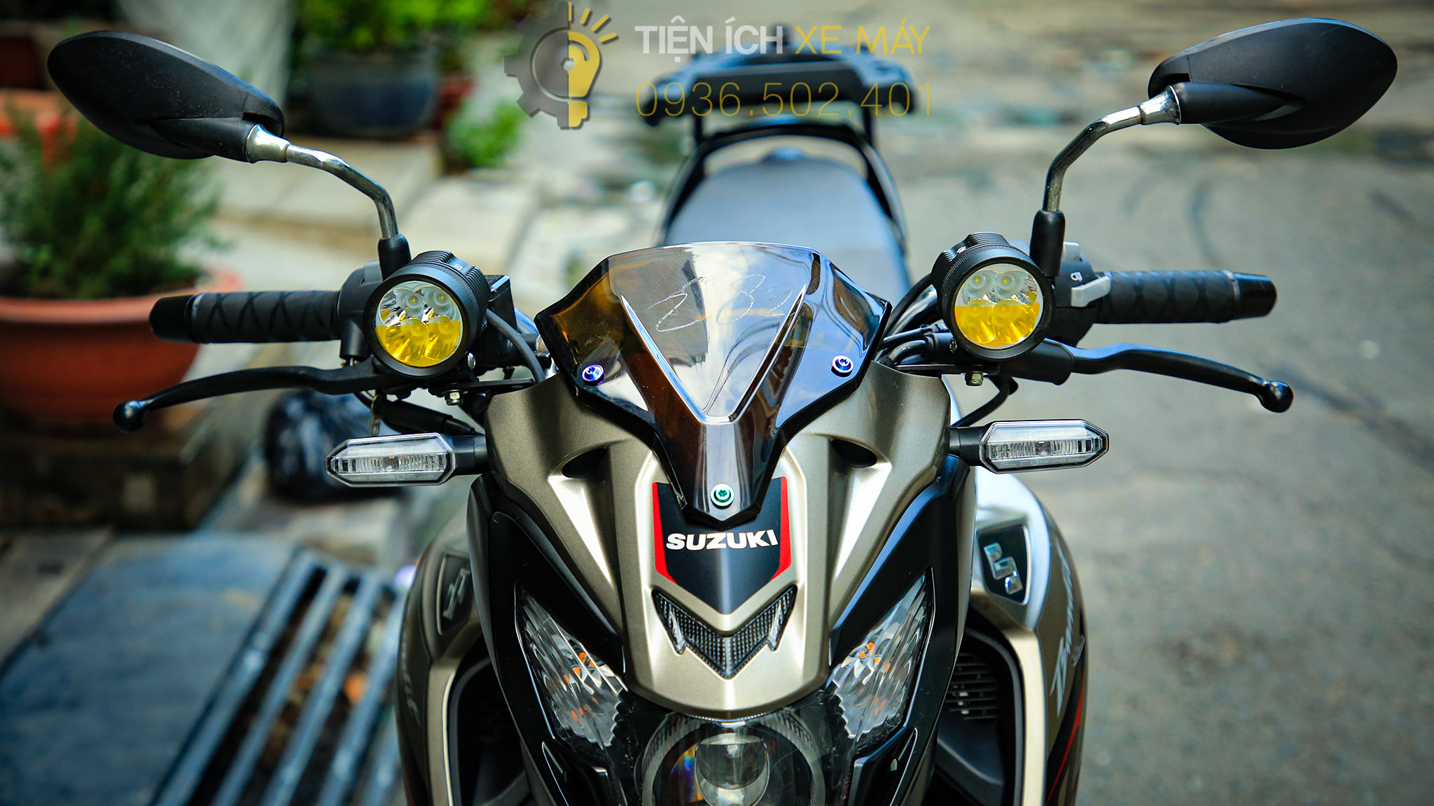 [HCM]Pát gắn đèn trợ sáng dành cho Suzuki Bandit