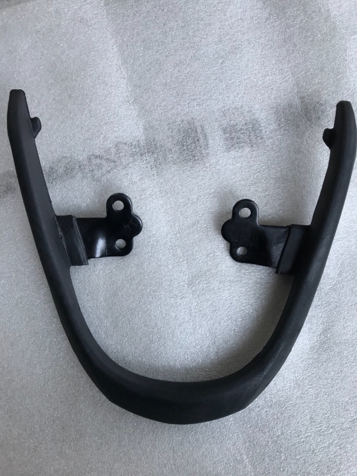 CẢNG CAO SU RSX, RS, WAVE A100, WAVE S110 CÓ THỂ CHẾ NHIỀU XE KHÁC, NẾU CHƯA CHẮC CHẮN XE BẠN DÙNG MẪU NÀO HÃY MỞ YÊN XEM CHÂN PAS HOẶC NHẮN TIN ĐỂ ĐƯỢC TƯ VẤN