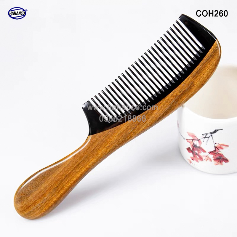 Lược gỗ Bách xanh ghép răng sừng trâu xuất khẩu Cao Cấp (Size: XL-20cm) Chống tích điện, chăm sóc tóc - COH260 - HAHANCO