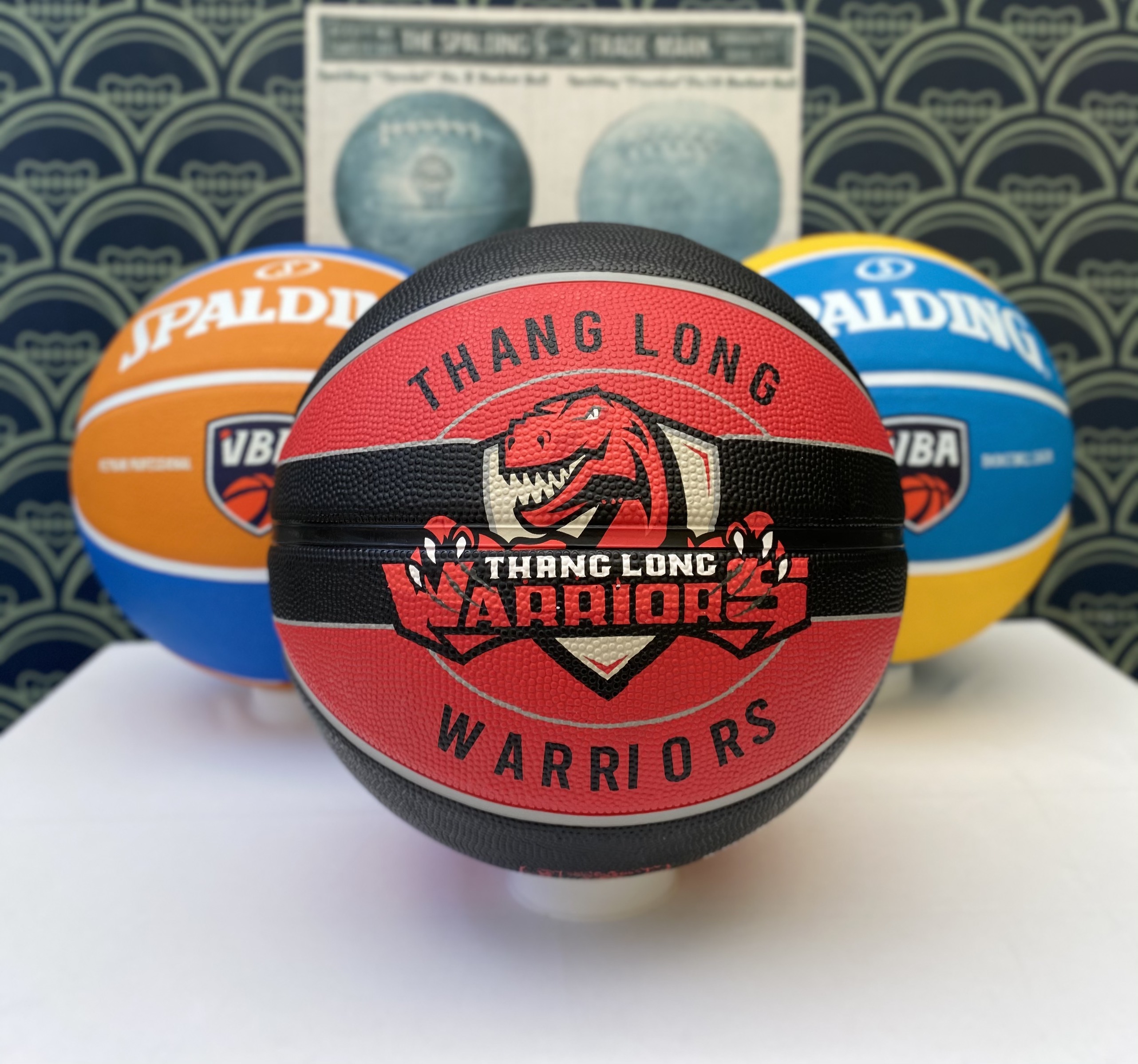 Bóng rổ Spalding THANGLONG WARRIORS VBA (2021) size7 Giải bóng rổ các câu lạc bộ chuyên nghiệp Việt Nam