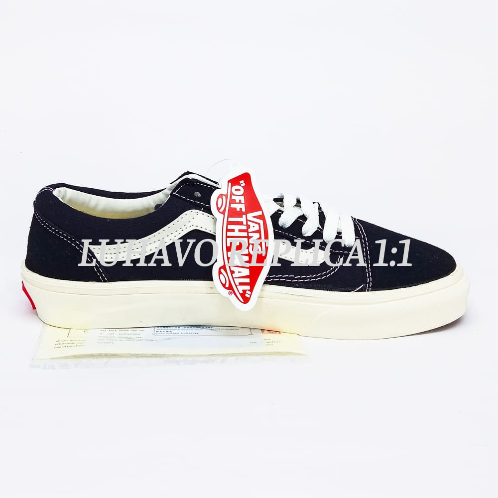 Giày thể thao nữ nam sneaker đen cổ thấp van lv02