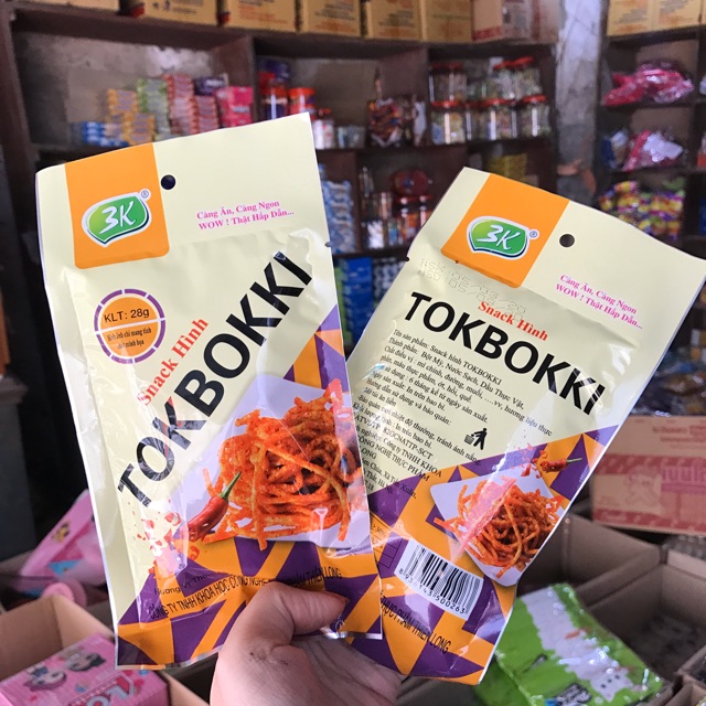 Snack Hình Tokbokki Chua Cay Vị Trẻ Em đồ ăn vặt, ăn vặt tuổi thơ cổng trường