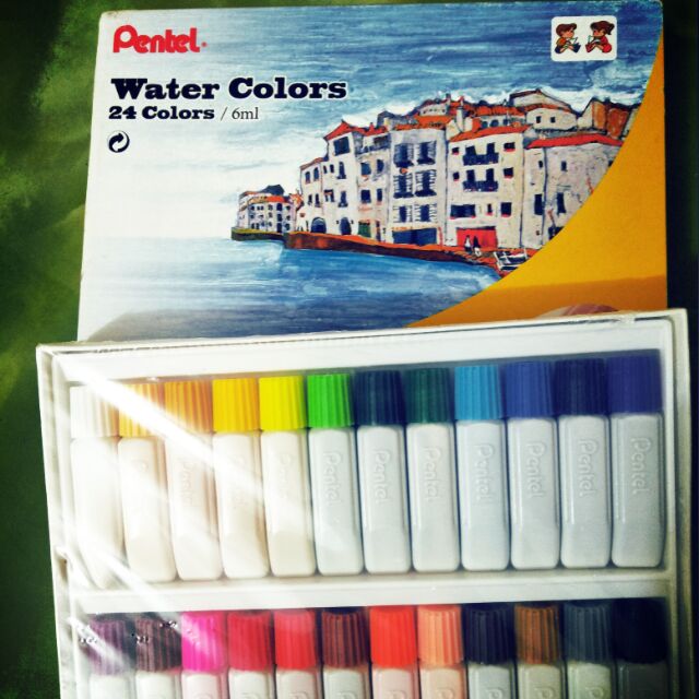 Màu Nước Pentel Tuýp Nhựa 24 -18-12 Màu Loại Đẹp