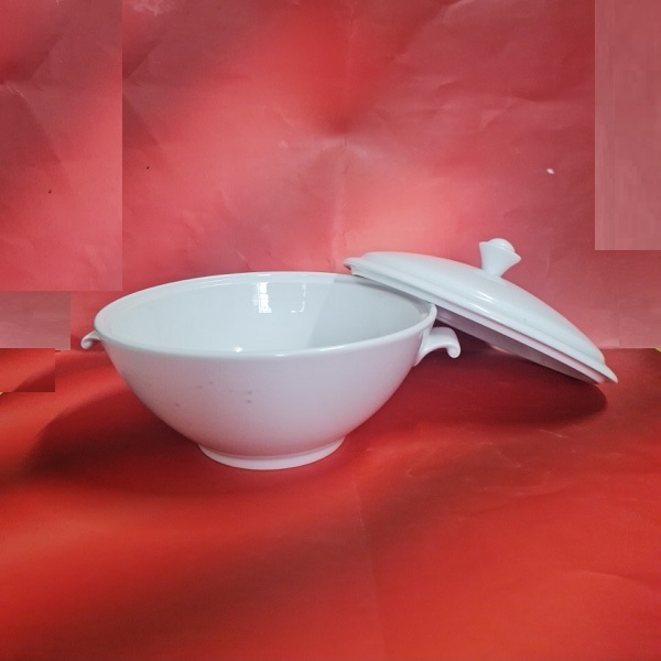 Thố sứ trắng Minh Long - thố có nắp sứ Minh Long