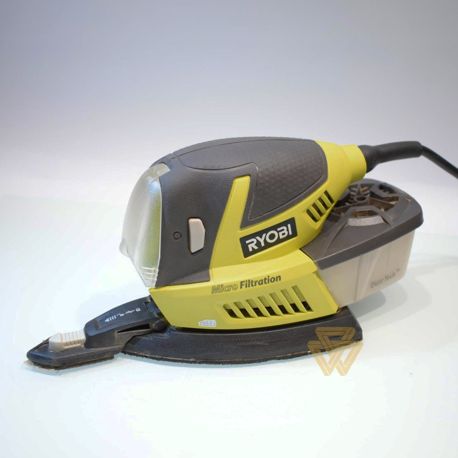 Máy chà nhám tam giác 100w ryobi rps100-s