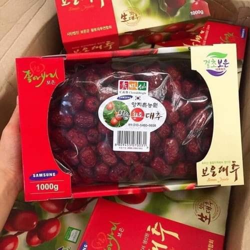 Táo đỏ hàn quốc sấy khô hộp 1kg.