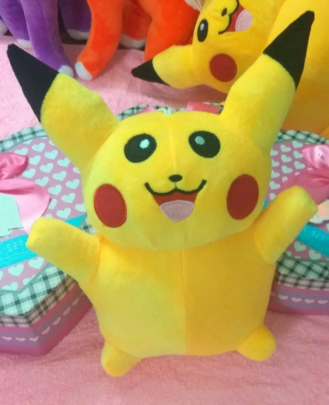Gấu bông Pikachu 30 cm Thú bông Pikachu Thú bông Pokemon dễ thương