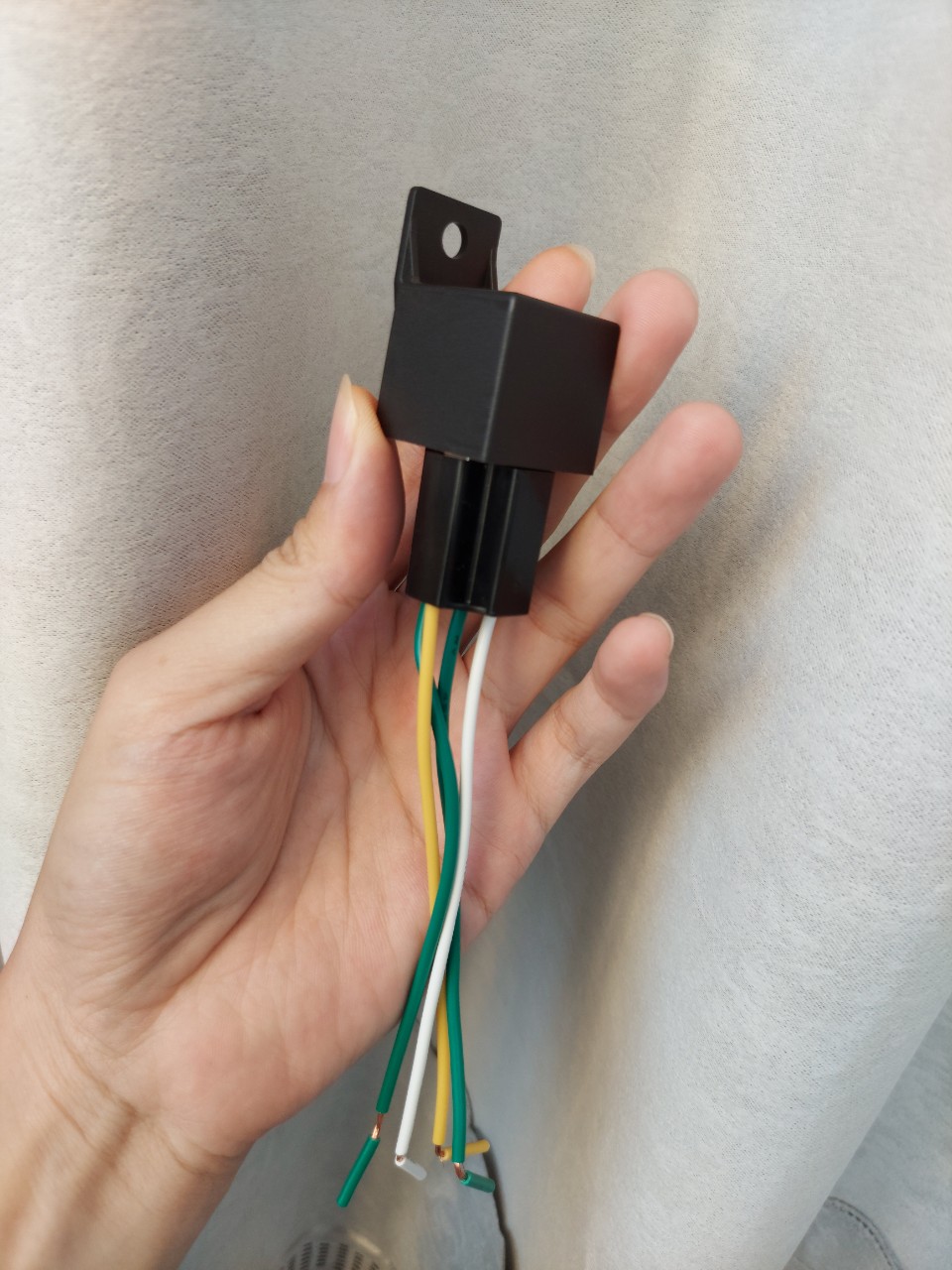Rơ le (relay) 4 chân thường đóng chịu tải 30A