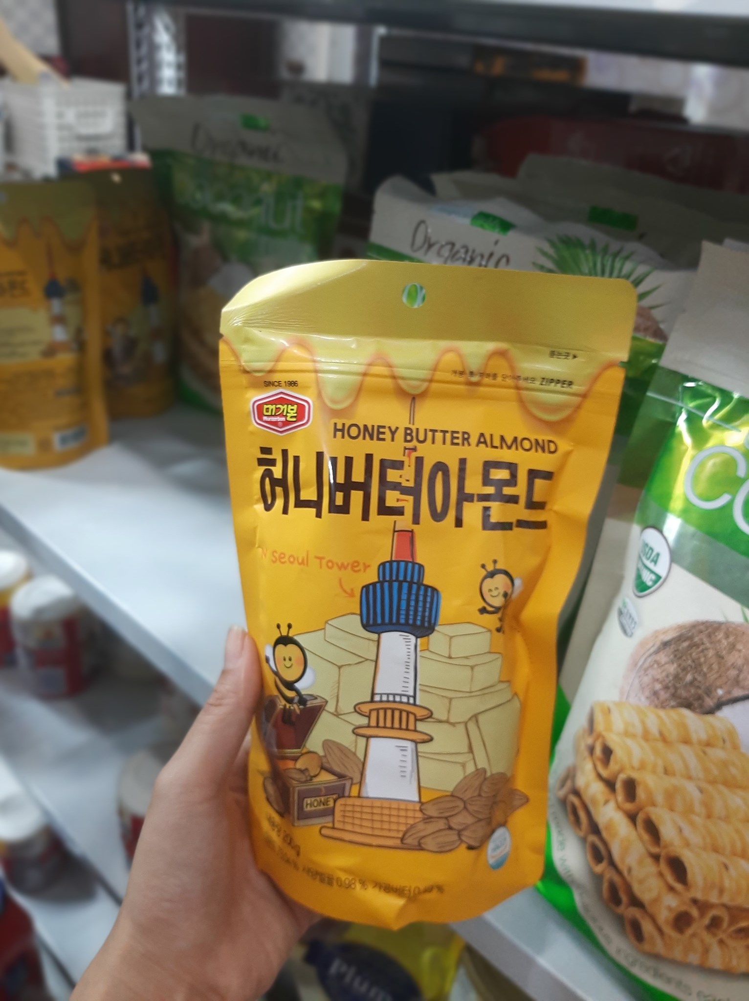 Hạnh nhân tẩm mật ong Hàn Quốc