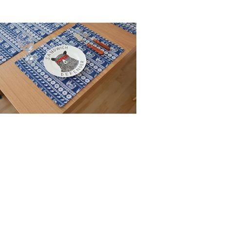 Khăn lót bàn ăn canvas voi xanh