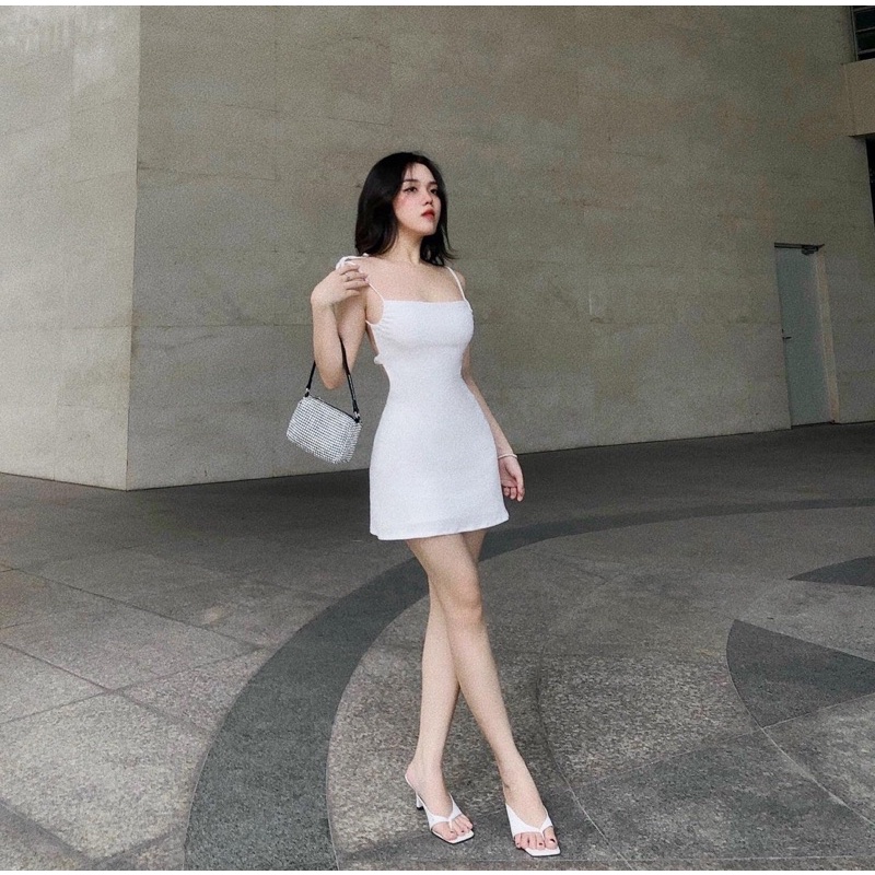 Esmee Dress- Váy 2 dây hở lưng quyến rũ