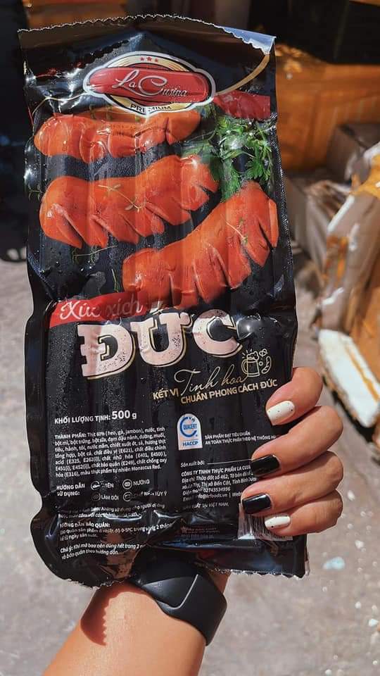 1kg xúc xích đức