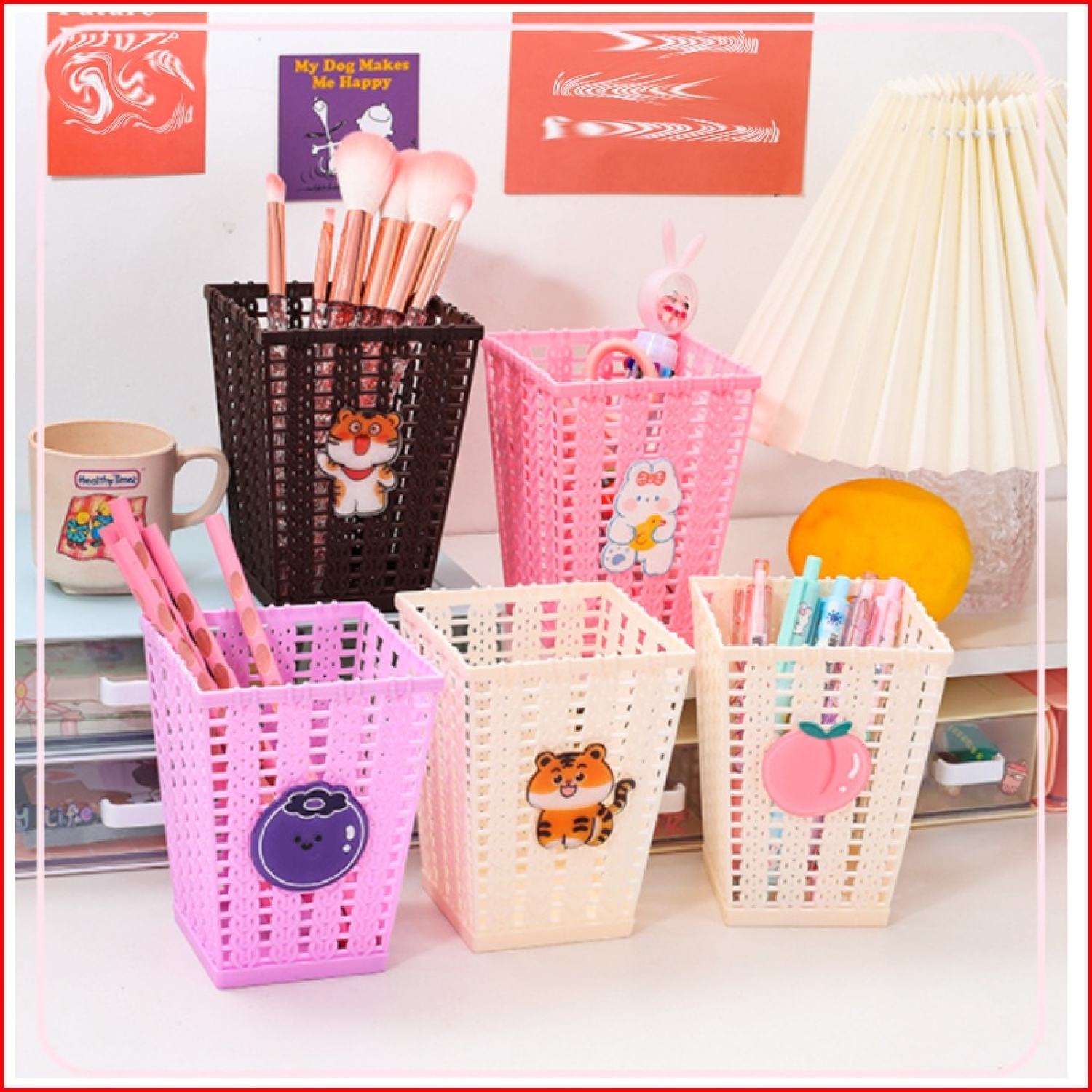 Giỏ đựng bút decor bàn học kèm sticker siêu dễ thương