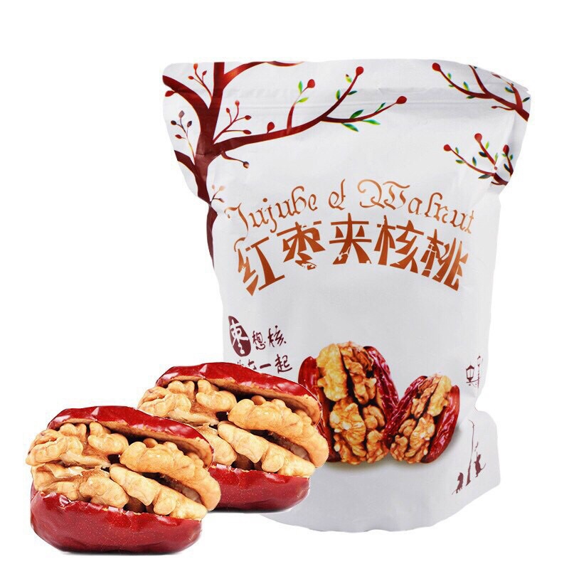Táo đỏ kẹp óc chó 500g