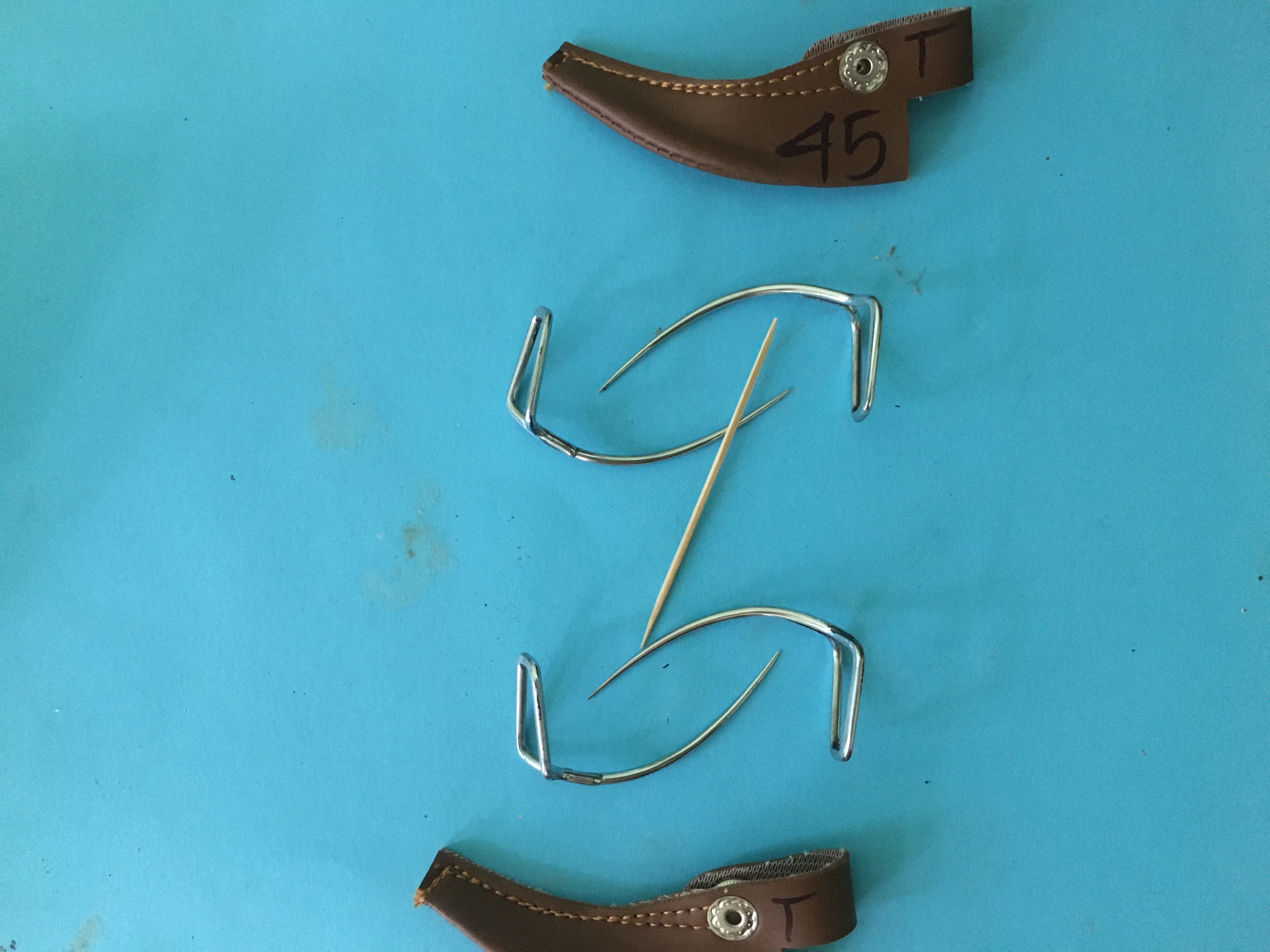 [HCM]Cựa gà tre thông 45 gọng bình thường Free Ship toàn quốc