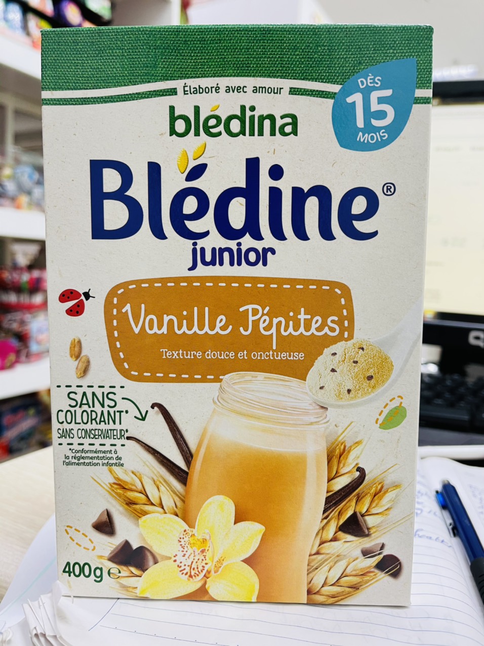 Bột pha sữa Bledina vị vani 15m+ date 10.2023