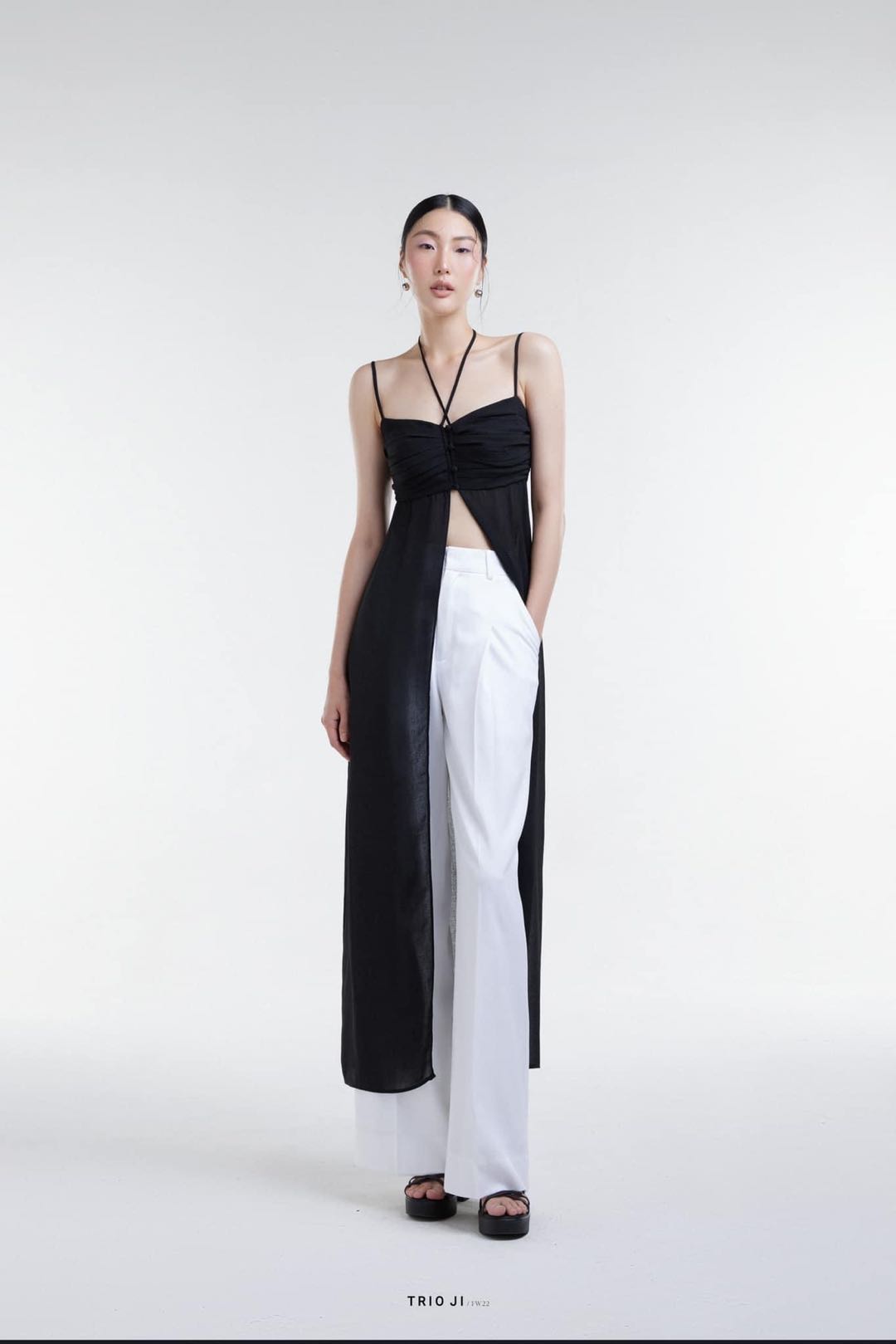 TRIO JI áo thiết kế kiểu dài AQUA Top họa tiết hai dây nhẹ nhàng thanh lịch trẻ trung bay bổng - AQUA Top