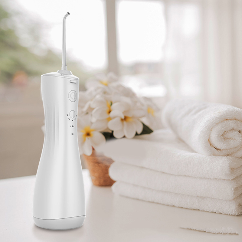 Máy Tăm Nước ML8 6 Mức Điều Chỉnh Dung Tích 250ml Áp Lực 140PSI Làm Sạch Mảng Bám Chống Hôi Miệng Kèm Đầu Tăm Nước Dự Phòng