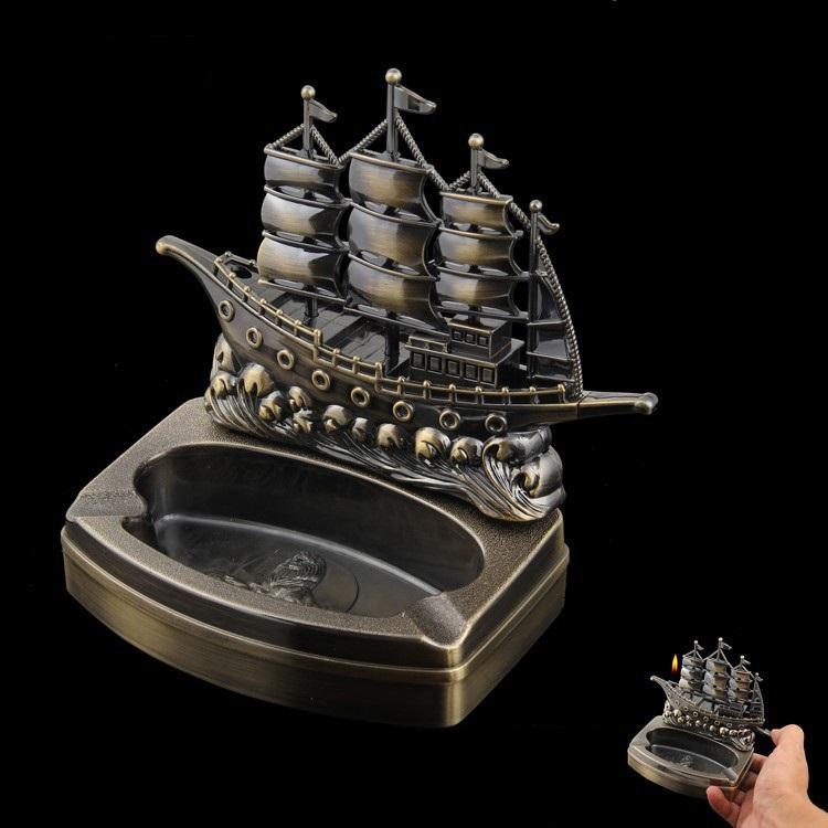 Bật lửa kiêm gạt tàn 2 chức năng hình Thuyền buồm Size : 14cm X 13cm X 9cm