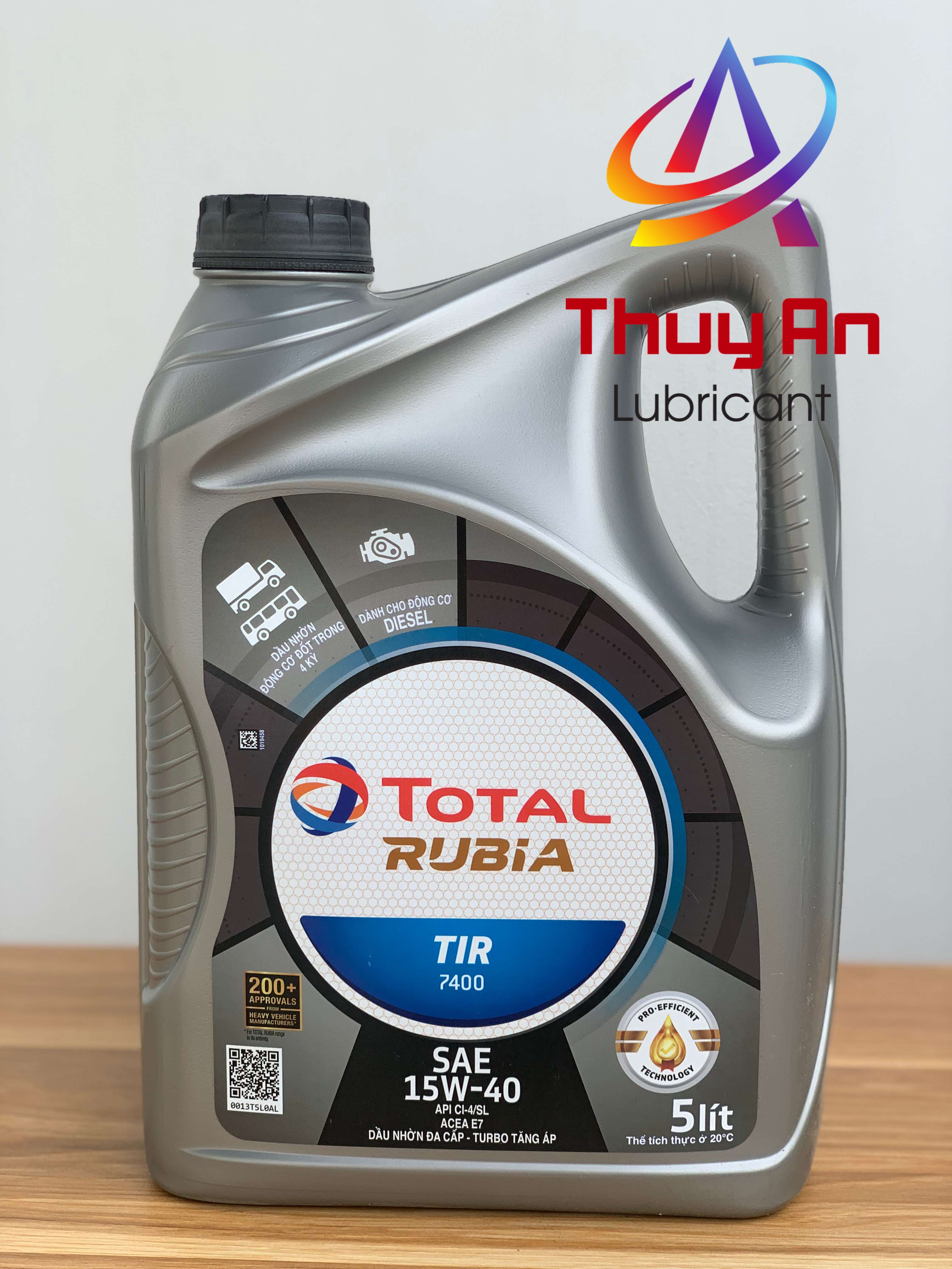 Dầu động cơ total rubia tir 7400 5l - vận hành êm ái, chẳng ngại thử thách