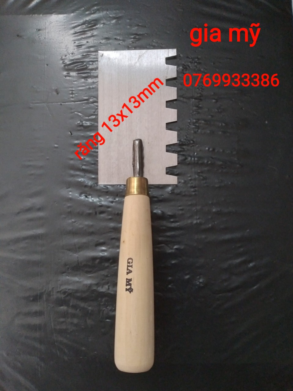 Bay xây vuông răng cưa ốp lát - RĂNG lớn 13X13x13mm TAY PHẢi.Lưỡi Thép 9x16cm- GIA MỸ