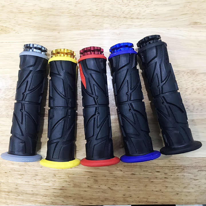 Bao tay nắm Spider gắn xe máy, xe điện mẫu gù bông sen mới 2020