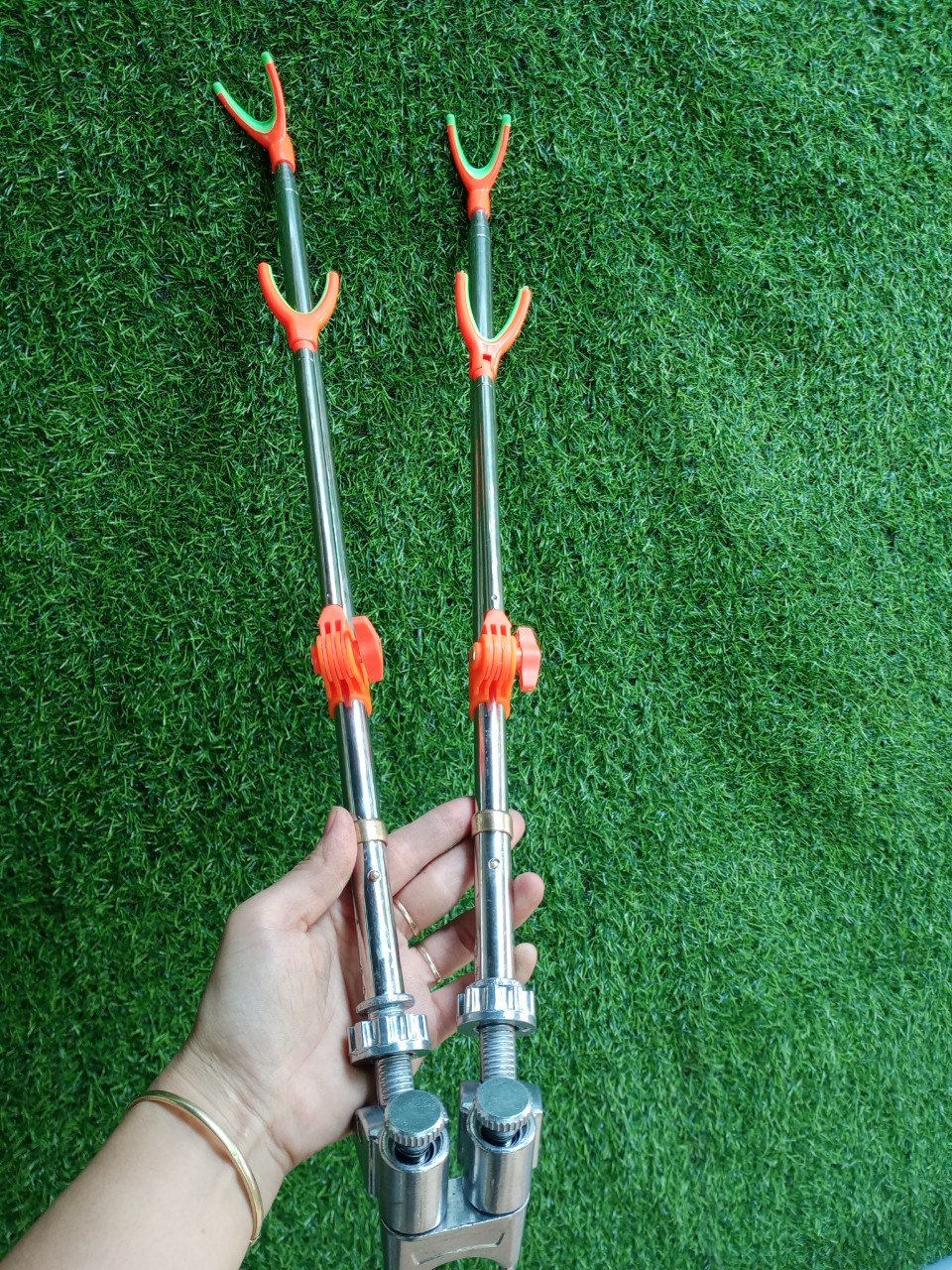 GÁC CẦN ĐÔI GÁC UTRA THÂN MẬP CHUYÊN DỤNG CHO CÂU ĐÀI GIÁ SINH VIÊN